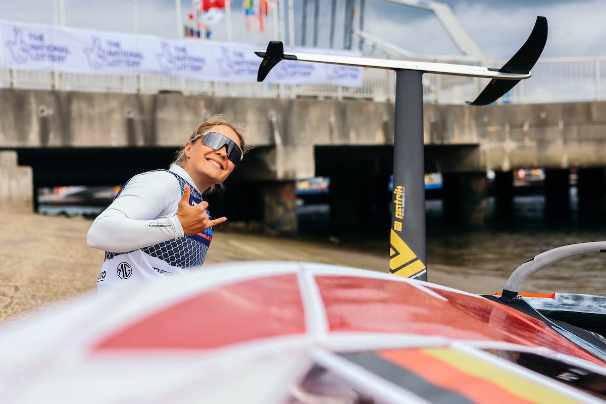 iQFoil Worlds 2026: Zu den Seniorinnen aufsteigen